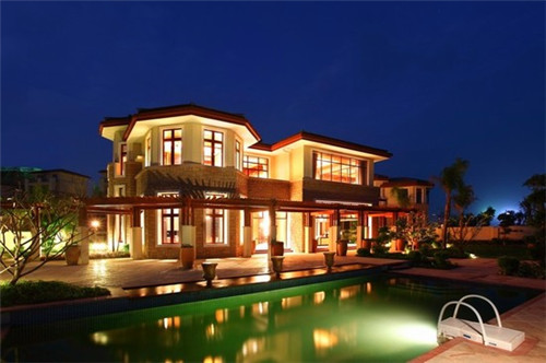 弥渡县加盟奶茶店哪家好，皇典贡茶在弥渡县知名度如何